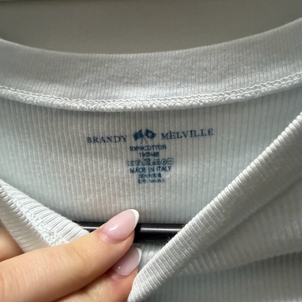 White Ribbed Short Sleeve Top - Picture 2 of 2